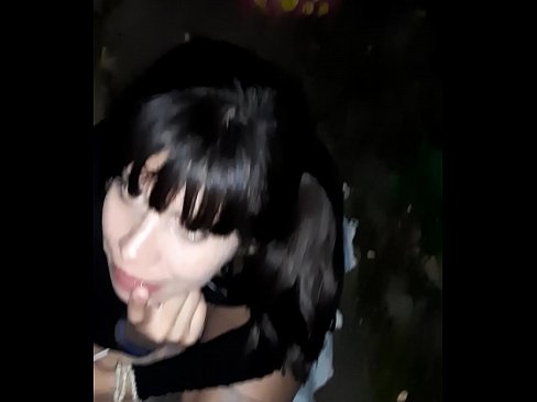 ❤️ रस्त्यावर कँडीच्या बदल्यात लिंग सुजले ❤️ लिंग ☑